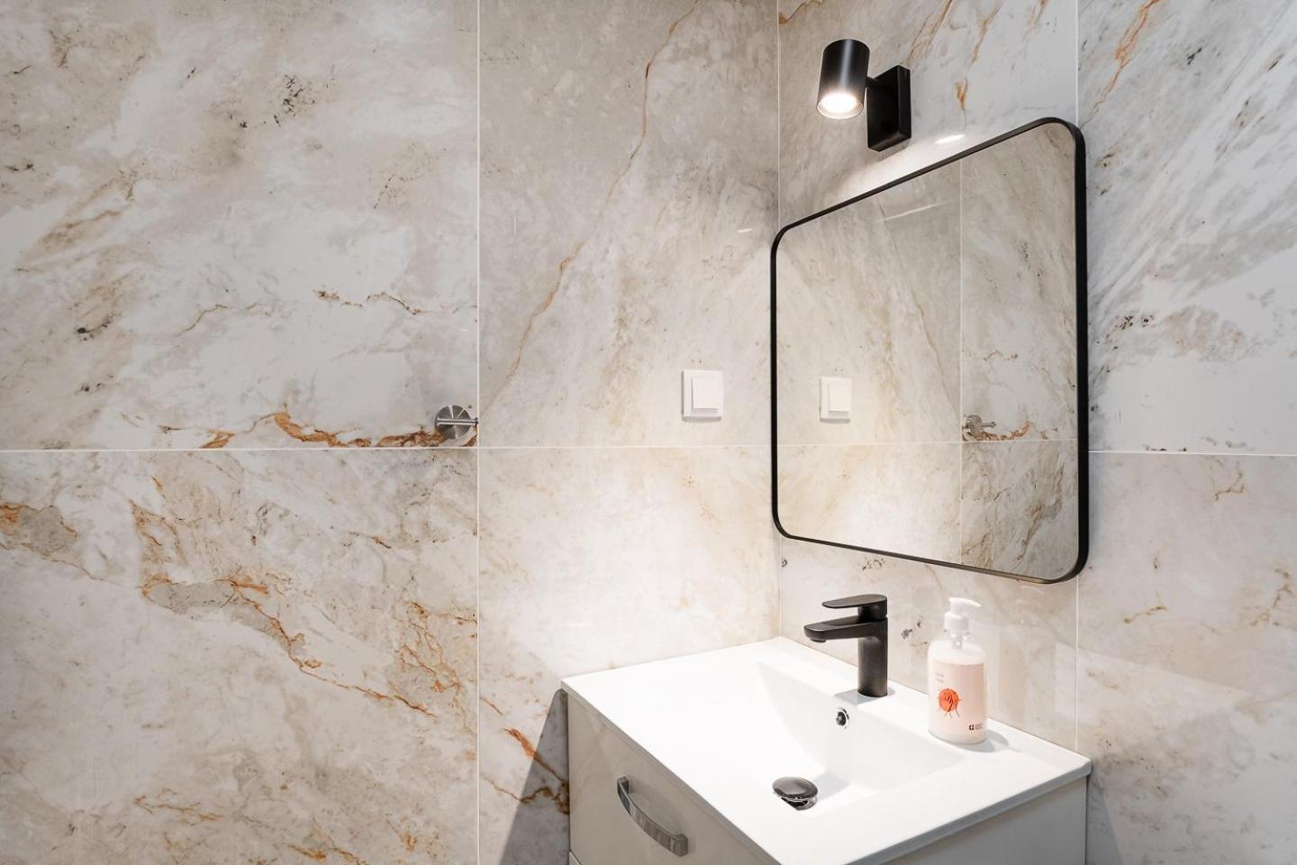 Guestready - Serene Hideout In Downtown بورتو المظهر الخارجي الصورة
